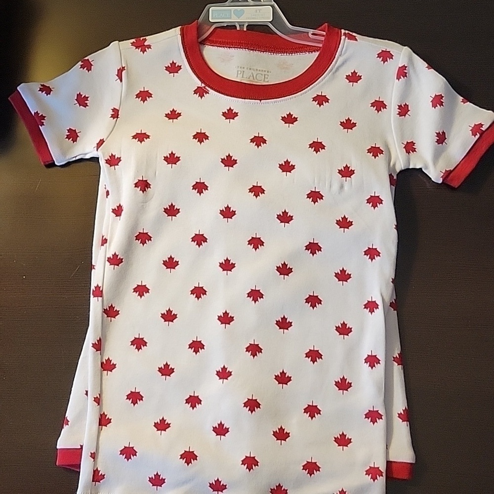 Children's Place 2 piece pj set, size 4T, nwt